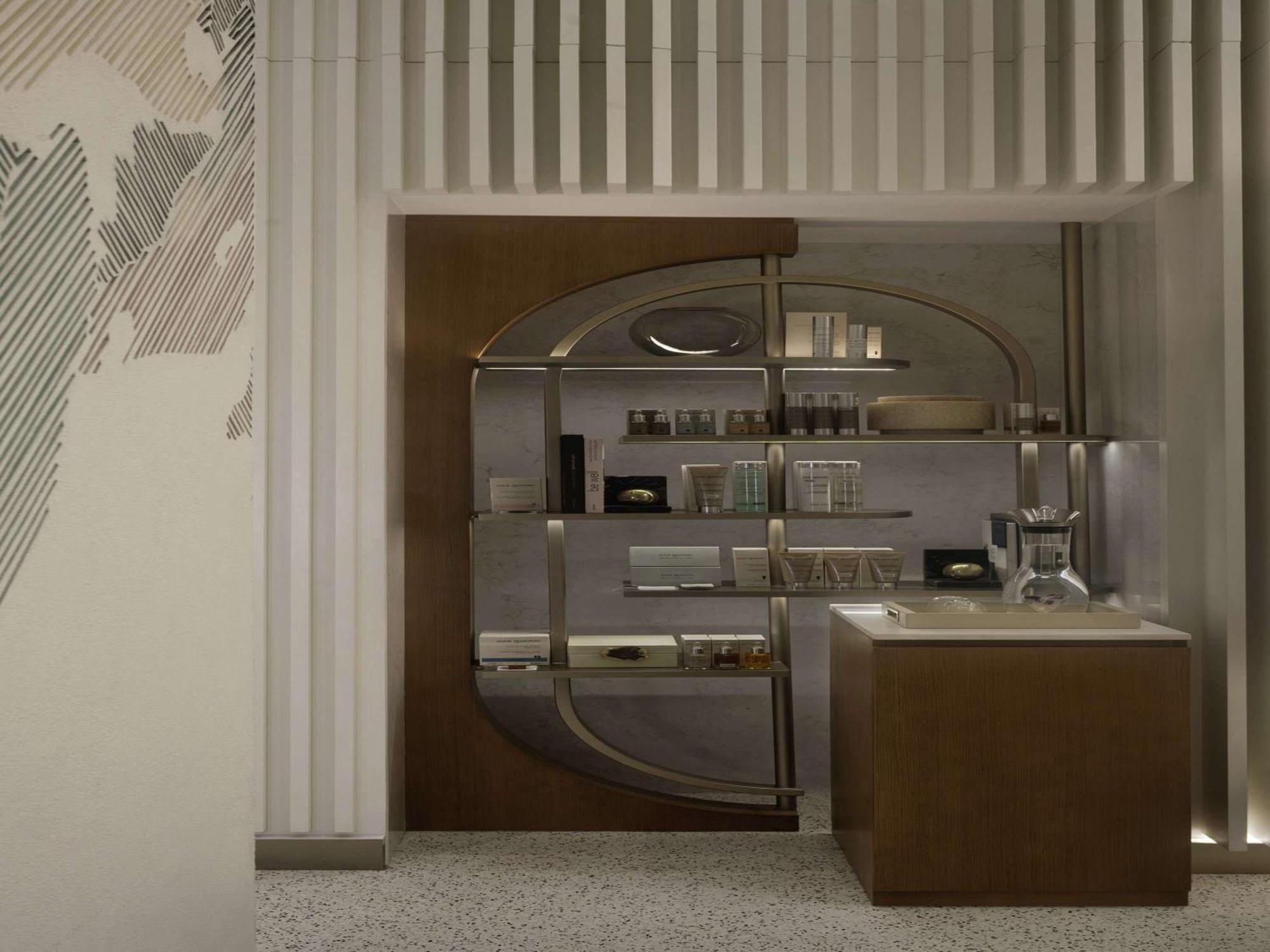 So/ Uptown Dubai Hotel Eksteriør billede The entrance to the laboratory